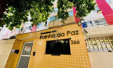 Apartamento com 3 quartos para alugar na Rua Professor Isaías Alves de Almeida, 266, Costa Azul, Salvador