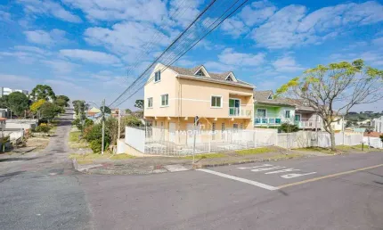 Sobrado com 3 dormitórios à venda, 268 m² por R$ 1.079.000,00 - Tingui - Curitiba/PR