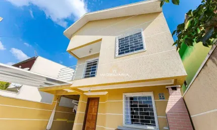 Sobrado com 3 dormitórios à venda, 107 m² por R$ 650.000,00 - Fazendinha - Curitiba/PR