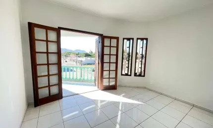 Apartamento com 3 quartos para alugar no Fábio Silva, Tubarão 