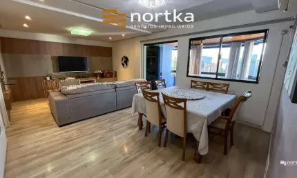 Amplo apartamento no bairro Vila Moema, em Tubarão-SC