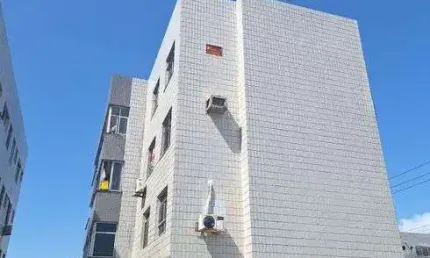 Apartamento no Condominio Morada da Praia a poucos metros da Praia do Futuro!
