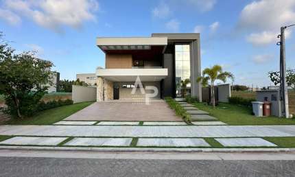 Casa à venda no Residencial Ceará 1 na Cidade Alpha - Eusébio/CE. Luxo e modernidade em lote exclusivo.
