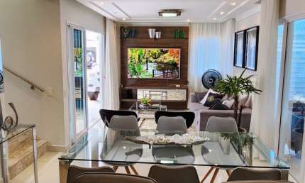 Excelente casa duplex disponível a venda em condomínio fechado - Nova Parnamirim