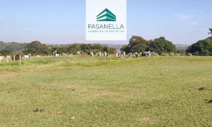 Fazenda com 1 sala à venda no Jardim Primavera, Araraquara  por R$ 30.800.000