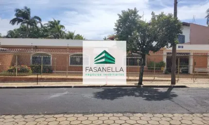 Casa com 3 quartos à venda na Vila José Bonifácio, Araraquara , 235 m2 por R$ 680.000