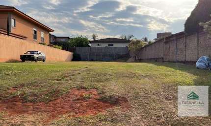 Terreno à venda no Residencial Portal dos Oitis, Araraquara 