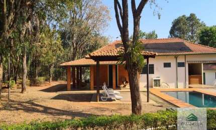 Chácara / sítio com 2 quartos à venda no Jardim Zavanella, Araraquara 