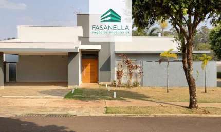 Casa em condomínio fechado com 3 quartos para alugar no Residencial Portal dos Oitis, Araraquara , 360 m2 por R$ 7.000