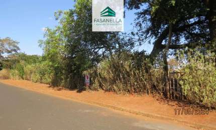 Terreno comercial à venda no Jardim Santa Marta, Araraquara  por R$ 315.000