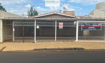 Casa comercial com 1 sala para alugar no Jardim Botânico, Araraquara , 251 m2 por R$ 3.800