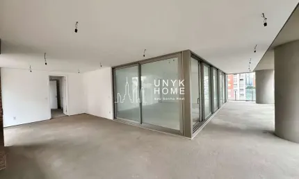 Apartamento de Alto Padrão a venda no Itaim Bibi com 4 Suítes e Elevador Privativo
