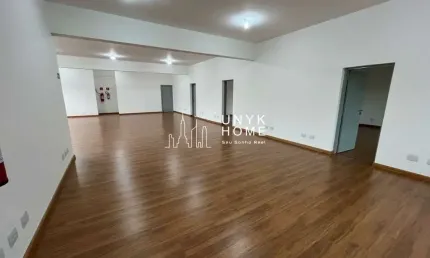 Prédio com 6 salas para alugar na Rua Alvarenga Peixoto, --, Vila Anastácio, São Paulo
