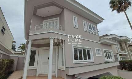 Casa para alugar em Alphaville com suítes no 18 do Forte