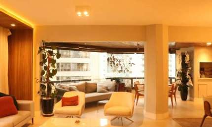 Apartamento todo reformado com 4 dormitórios para locação em Perdizes