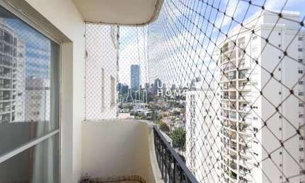 Apartamento para locação com  varanda na Vila Madalena
