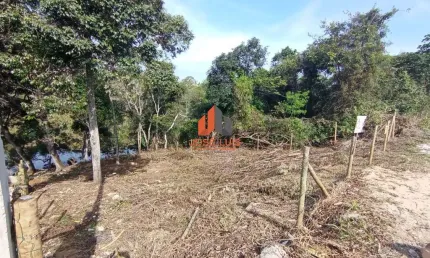 Terreno à venda na Rua Seriema, 50, Nova Guarapari, Guarapari