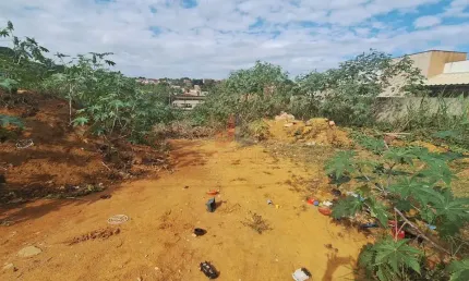Terreno à venda na Avenida C, Perocão, Guarapari