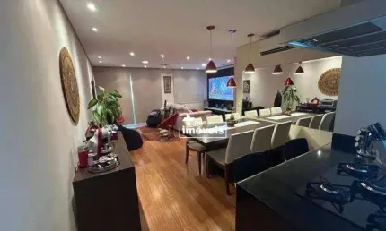 Oportunidade! Apartamento na Vila Romana finamente decorado com 2 vagas