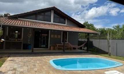 Casa com 4 quartos à venda na Rua Olaria, 677, Floresta, Joinville