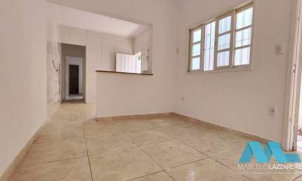 Casa geminada 2 quartos, 2 vagas, no Maracanã em Praia Grande