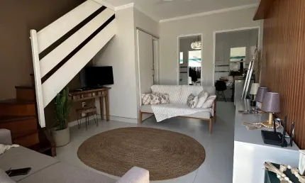 Asa em condomínio com lazer completo para aluguel fixo - bairro palmeiras | cabo frio
