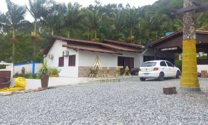 Chácara com 8 dormitórios à venda, 4000 m² por R$ 1.700.000,00 - Santa Lidia - Penha/SC
