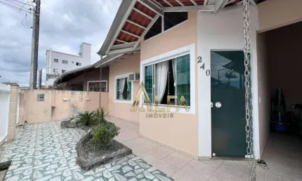 Casa com 3 dormitórios à venda, 87 m² por R$ 742.000,00 - São Vicente - Itajaí/SC