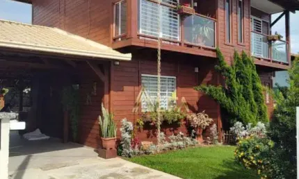 Casa com 4 dormitórios à venda, 226 m² por R$ 1.200.000,00 - Centro - Navegantes/SC