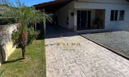 Conforto e requinte -  Belíssima casa na Prainha de São Miguel - em Penha SC com 3 quartos, sendo 1 suíte