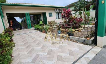 Casa com 3 quartos à venda no Armação, Penha 