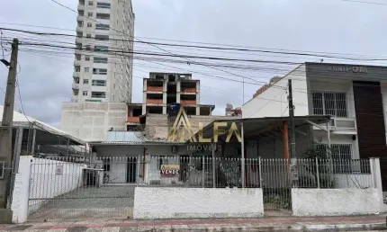 RARIDADE - Terreno comercial ou residencial no Centro de Itajaí-SC