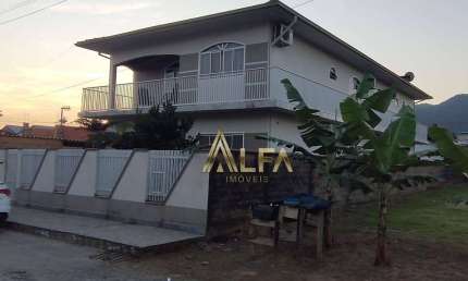 Casa com 6 dormitórios à venda, 272 m² por R$ 1.300.000,00 - Ilha da Figueira - Jaraguá do Sul/SC