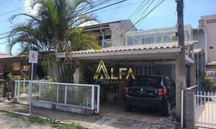 Sobrado com 3 dormitórios à venda, 140 m² por R$ 848.000,00 - Praia Brava - Itajaí/SC