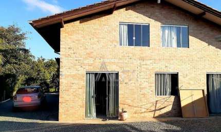 Sobrado à venda, 194 m² por R$ 2.120.000,00 - Centro - Penha/SC