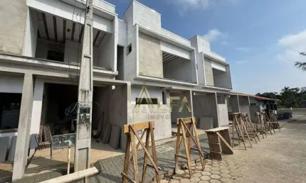 Sobrado com 3 dormitórios à venda, 113 m² por r$ 690.000,00 - armação - penha/sc