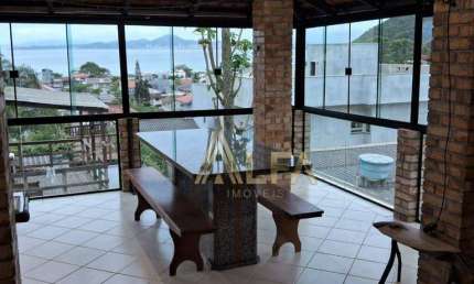 Casa com 3 quartos à venda no Gravatá, Penha 