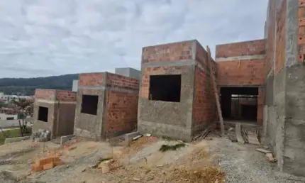 Casa com 2 dormitórios à venda, 53 m² por r$ 330.000,00 - nossa  senhora  de fátima  - penha/sc