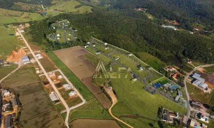 Venha viver bem Condomínio Fechado em Itajaí terreno com 200 metros.