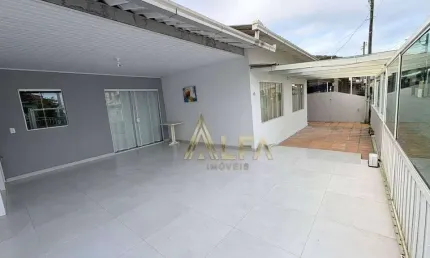 Casa com 3 quartos à venda na Rua José Cesario, 90, Praia de São Miguel, Penha