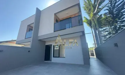 Sobrado com 3 dormitórios à venda, 130 m² por R$ 1.075.000,00 - Armação - Penha/SC