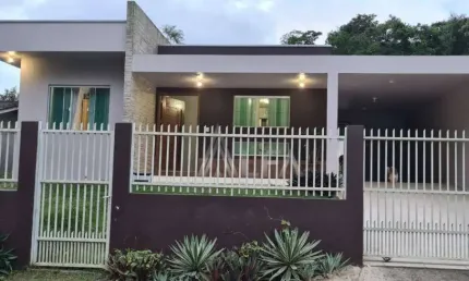 Casa em Penha na praia Alegre abaixo do valor 600 mts do mar.oportunidade unica