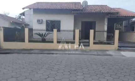 Casa à venda, 153 m² por R$ 780.000,00 - Centro - Penha/SC