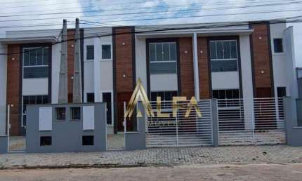 Sobrado com 3 dormitórios sendo 1 suíte  à venda, 100 m² por R$ 629.000 - Meia Praia - Navegantes/SC