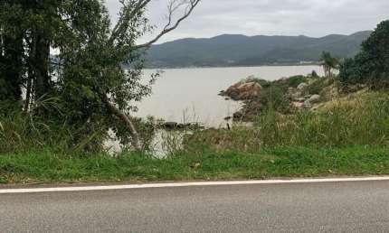 Terreno à venda no Caieiras do Norte, Governador Celso Ramos 