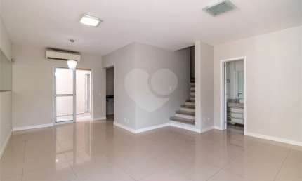 Lindo Sobrado 3 quartos com 1 suíte no Bairro Boa Vista – Curitiba/PR