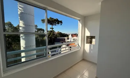 Apartamento 2 quarto com churrasqueira e vaga coberta no Santa Cândida em Condomínio Clube