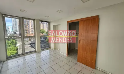 Sala comercial com 4 salas à venda na Avenida Generalíssimo Deodoro, Nazaré, Belém