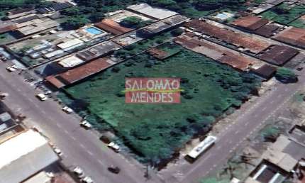 Grande área em Icoaraci. Frente Baia . 3708m2 de esquina. Para incorporações e empresas.