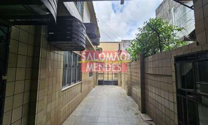 Imóvel Comercial com 10 salas, garagem junto ao Sesc e a Doca